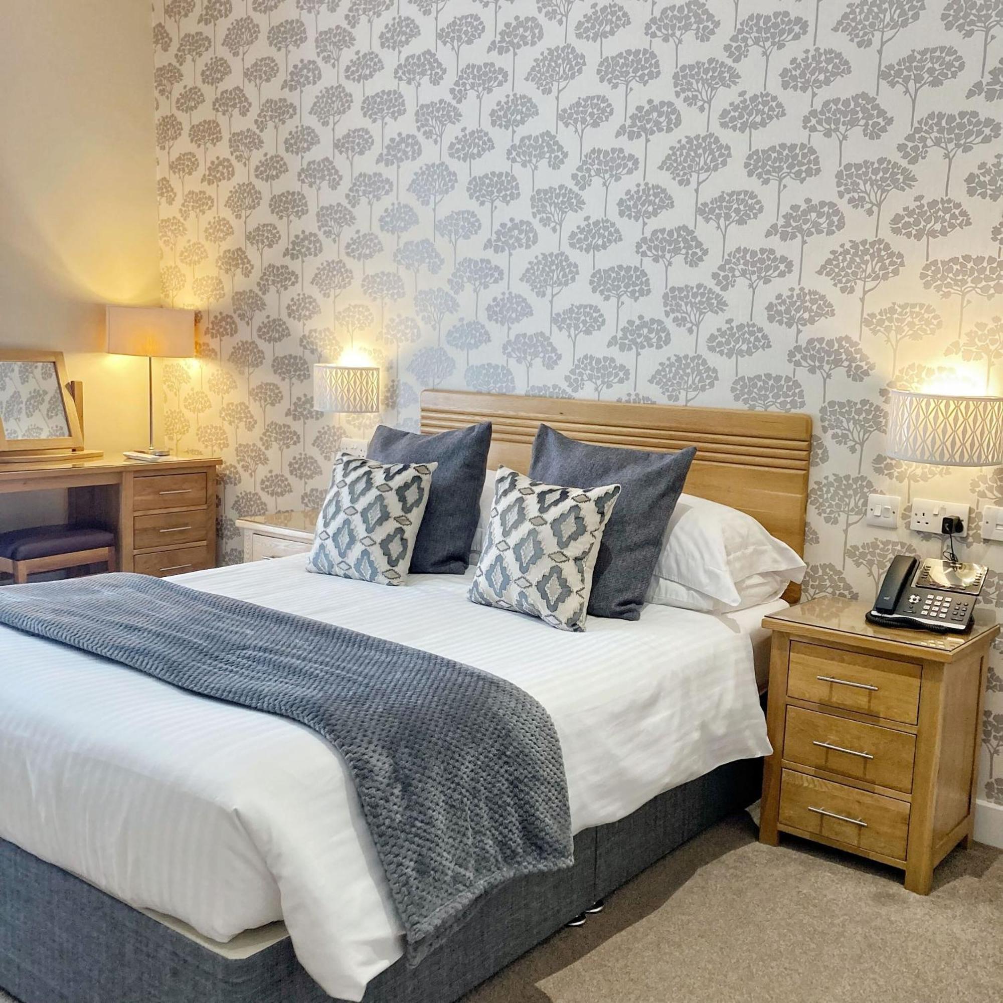 The Britannia Inn & Waves Restaurant St Austell Phòng bức ảnh