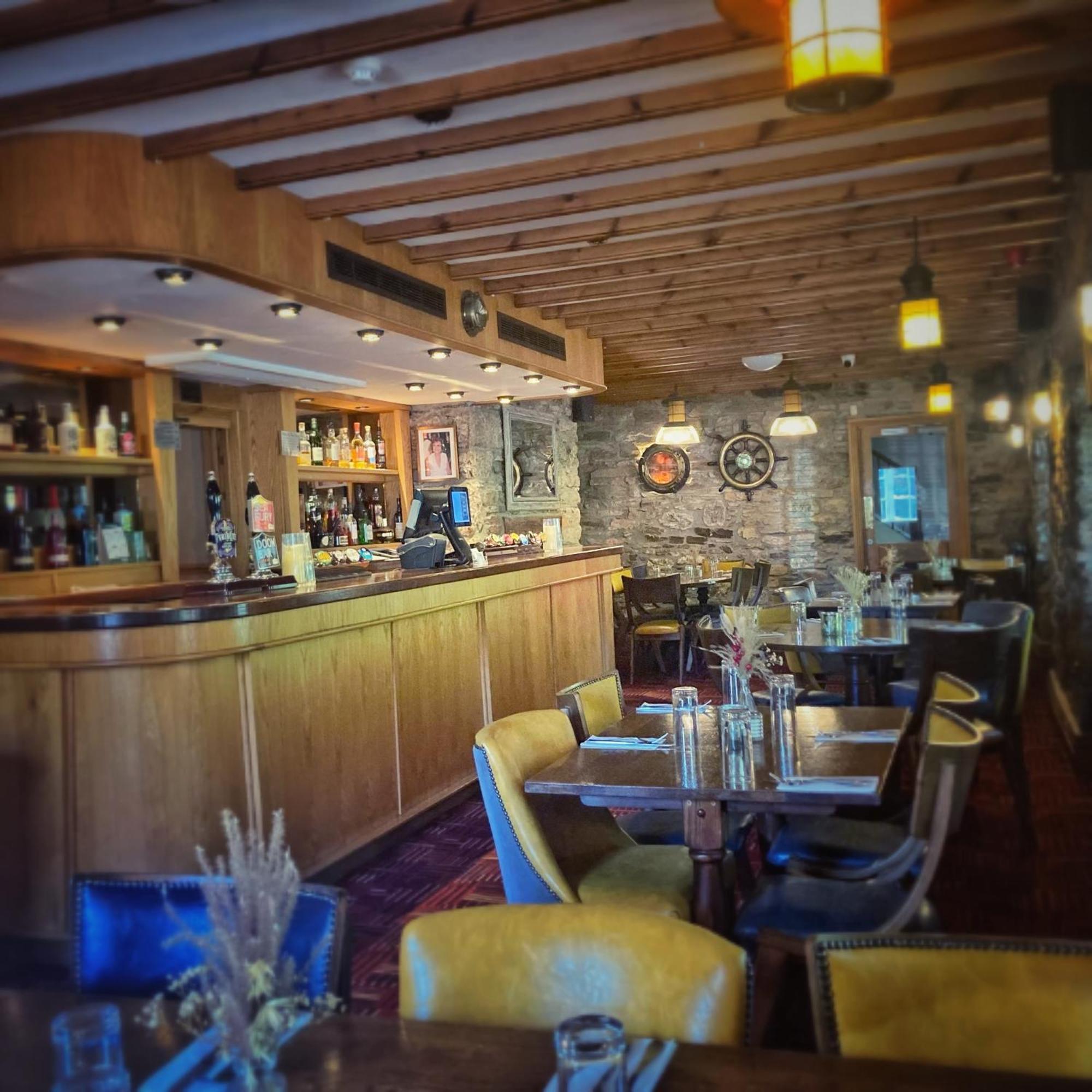 The Britannia Inn & Waves Restaurant St Austell Ngoại thất bức ảnh